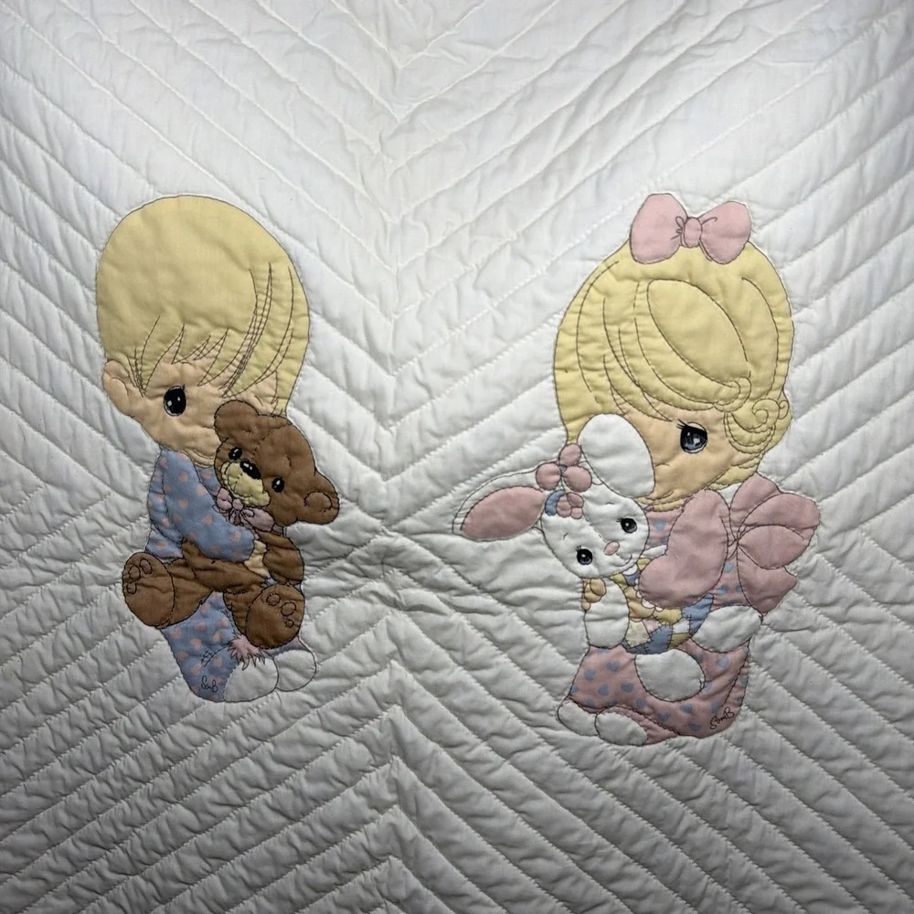 VTG PRECIOUS MOMENTS‎ QUILTED FABRIC Blanket 57 X 37 Eyelet Trim Yellow Crib